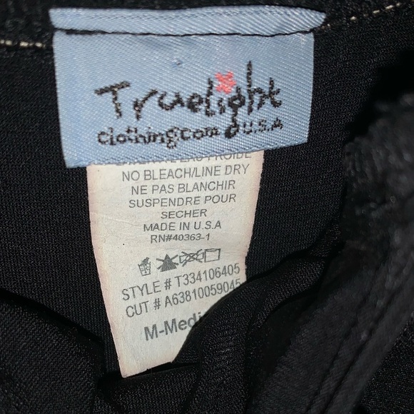 Vintage Layered Gothic Gown w Corset tie and ruched sides 🖤 - Picture 7 of 8